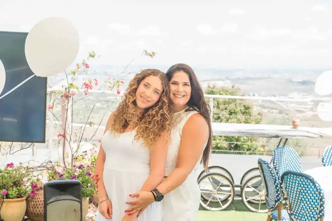 צוות רקדנים בהופעה - תאורת במה